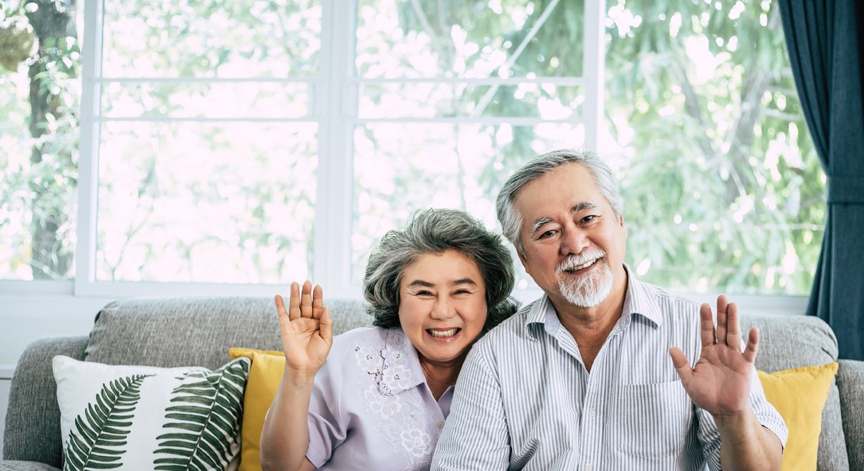 How Seniors Can Connect Online via Social Media